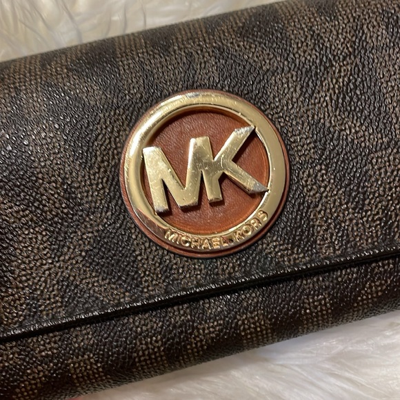 Michael kors purse and wallet set - Picture 7 of 16